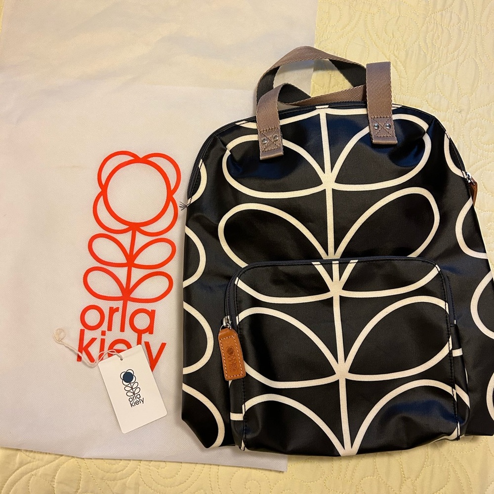 Orla Kiely Solid Stem Print Bestie Backpack in licorice